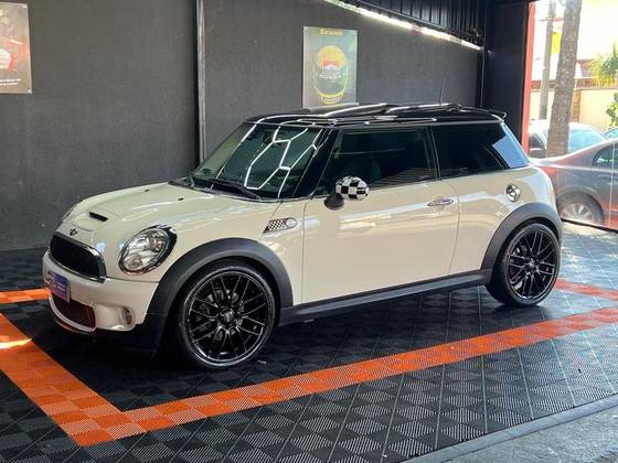 MINI COOPER 1.6 16V GASOLINA 2P AUTOMÁTICO